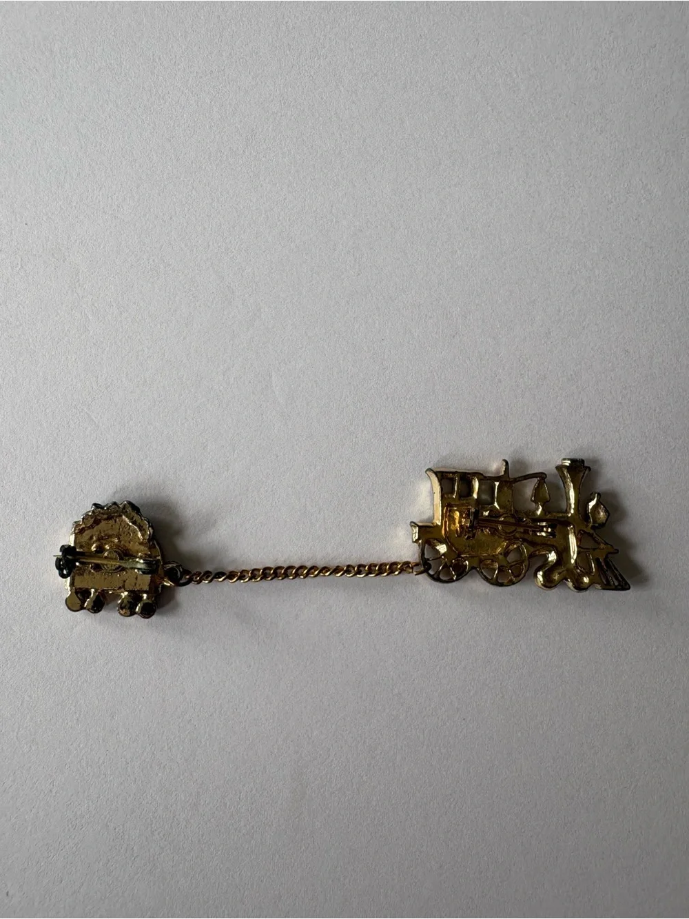 Vintage Gold Tone Steam Locomotive Train Wagon Collectible Brooch Lapel‎ Pin